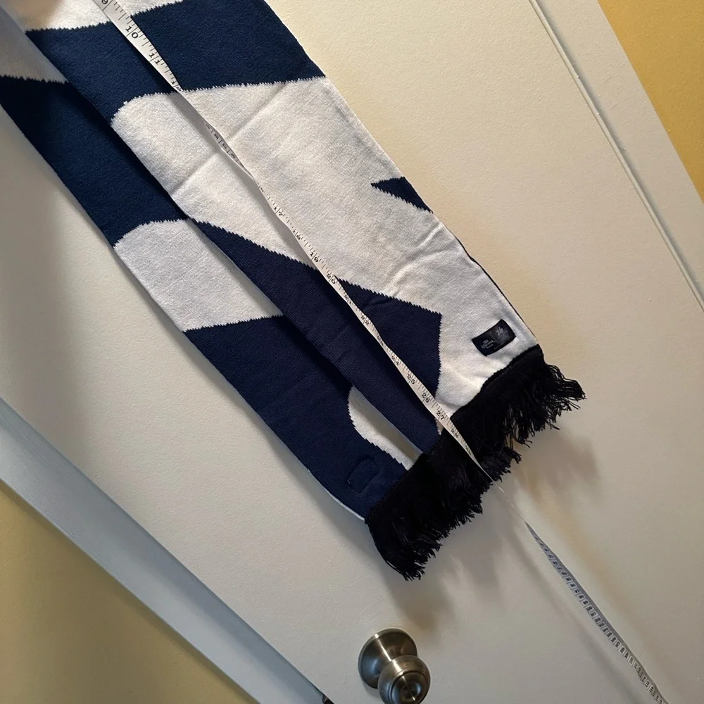 Corona Extra Milano Cortina Navy White Olympic Scarf NWT Geometric Fringe - Picture 6 of 12